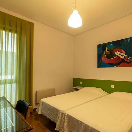La Consulta Apartment *