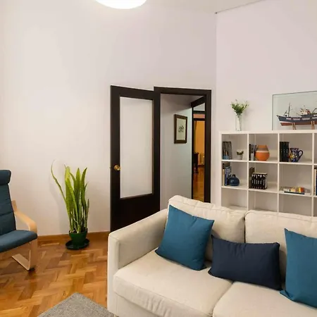 La Consulta Apartment *